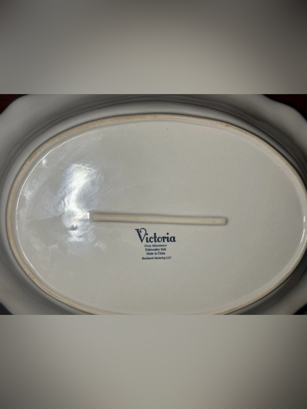 Victoria White Ceramic Oval Serving Dish Scalloped Leaf Design - Picture 6 of 10